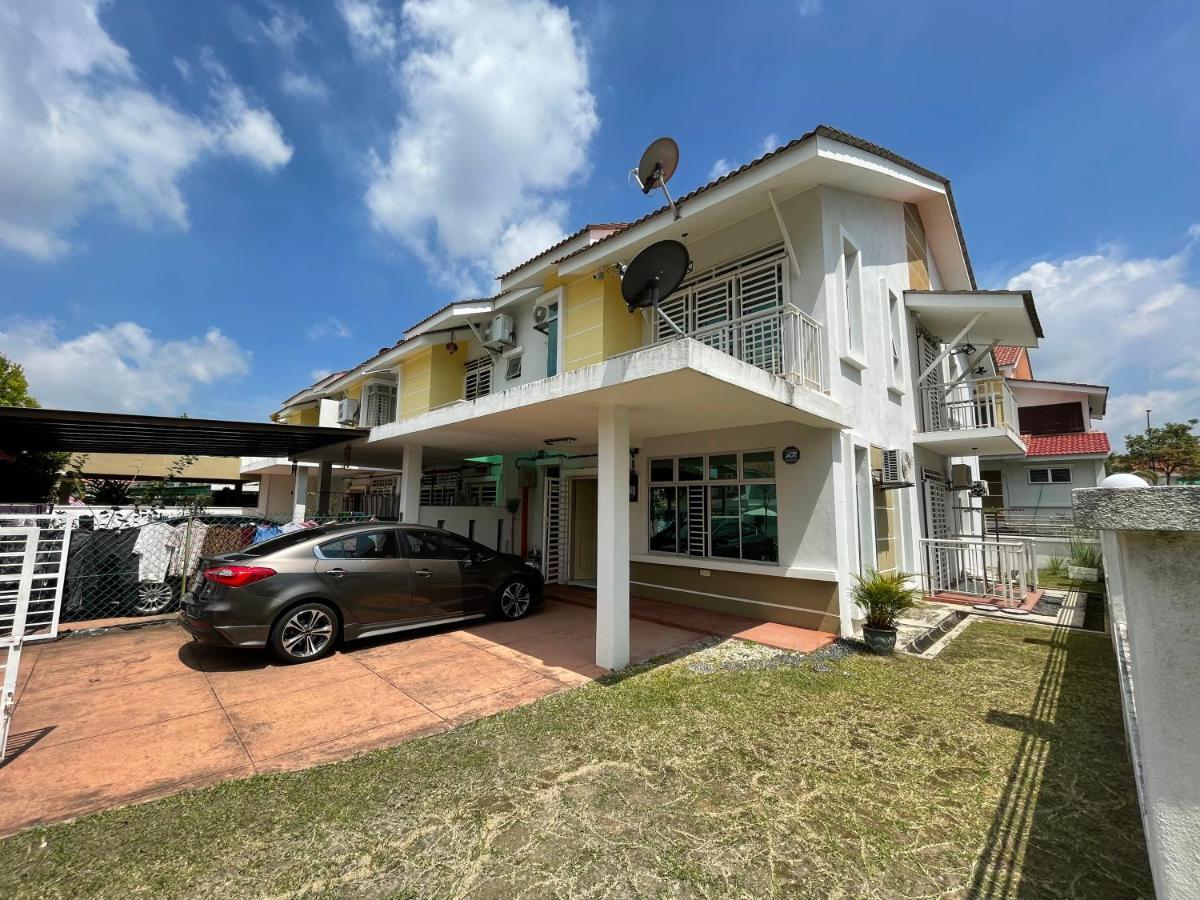 3R D'Latania Senawang Hotel Seremban Exterior photo